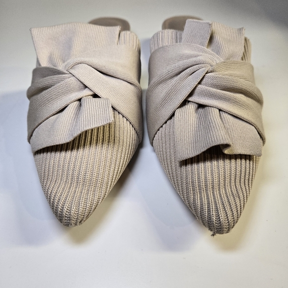 Vivaia Yaffa Pointed-Toe Knot Mules Almond Tan Flat Slides Neutral Office Size 8 - Picture 6 of 10